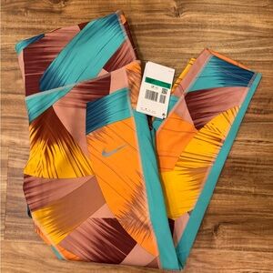 Nike Multicolor Patterned Leggings